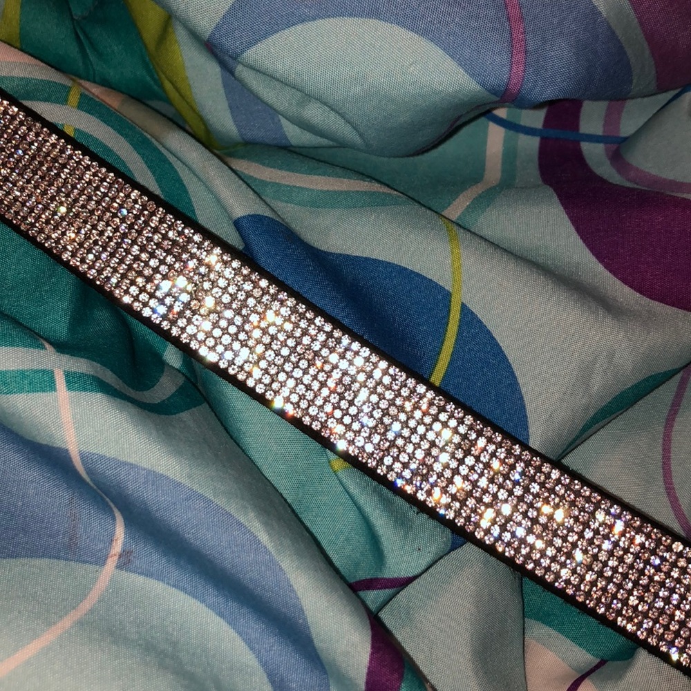 Fancy Choker from Icing . Custom Made